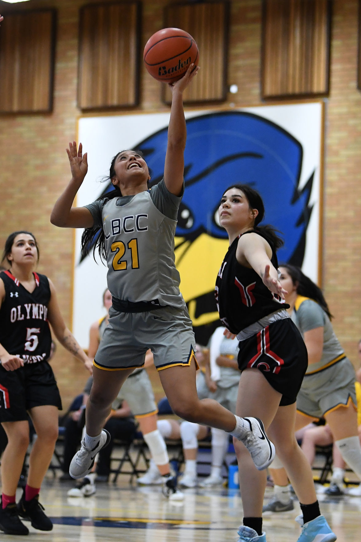 122019-dh-gallery125-spt-lbcc womens bb-leonn.JPG
